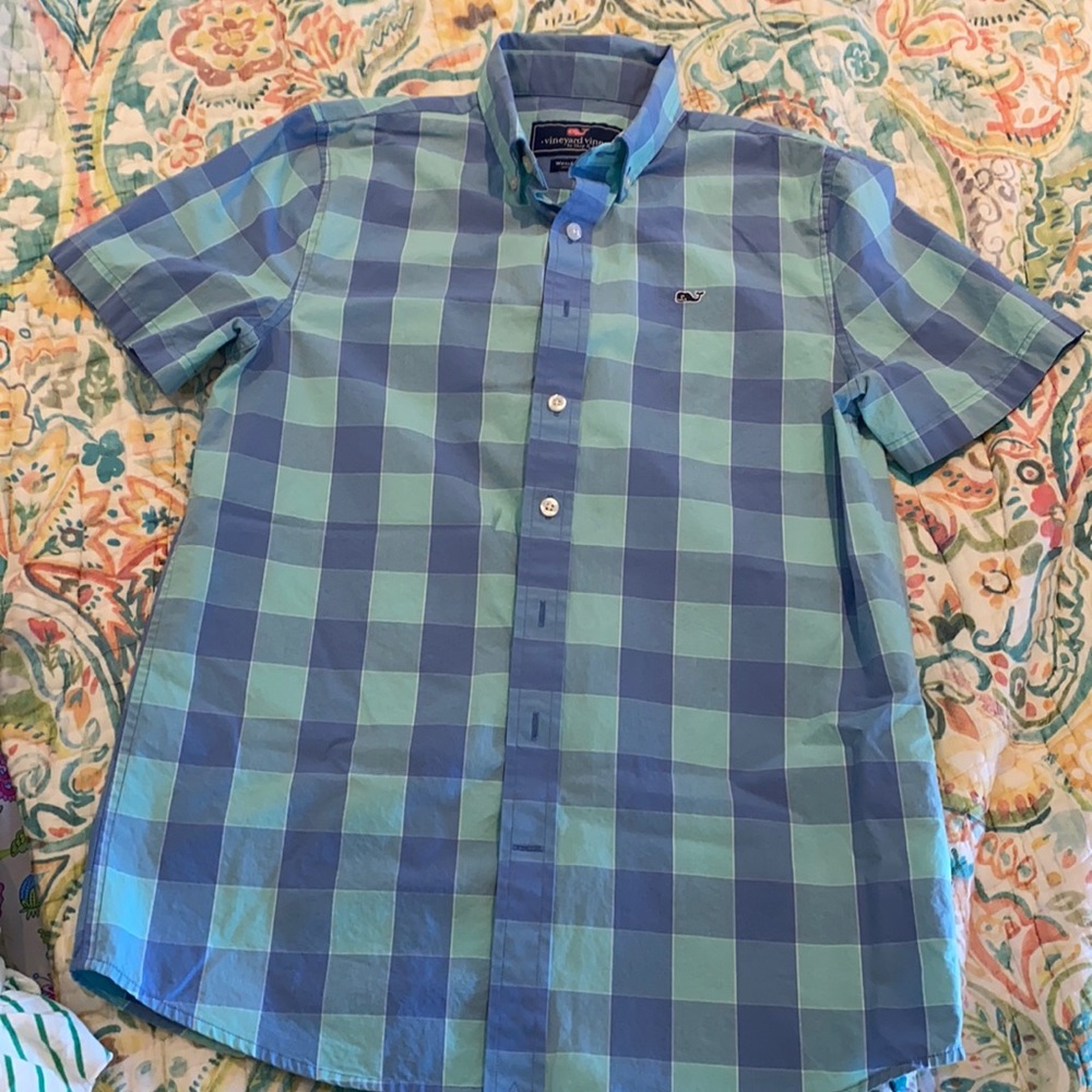 Vineyard Vines Boys Plaid Button Down Size L
